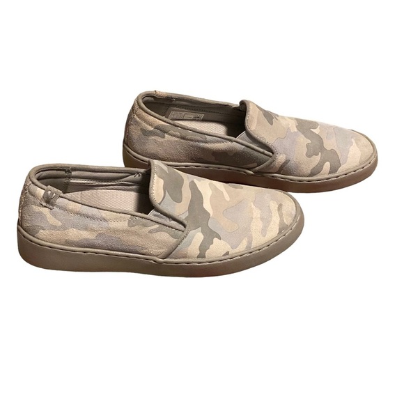 Vionic Gray Camo Avery‎ Pro Suede Slip-On Sneaker - Picture 4 of 8